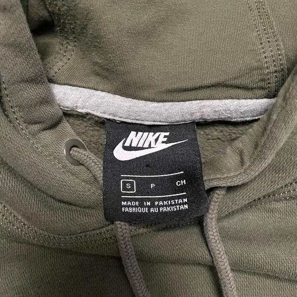 Oliver Vintage Nike Hoodie - Picture 3 of 3